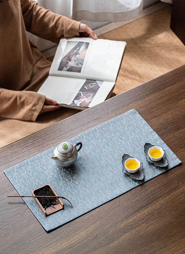 Japanische Platzsets mit Wassermuster